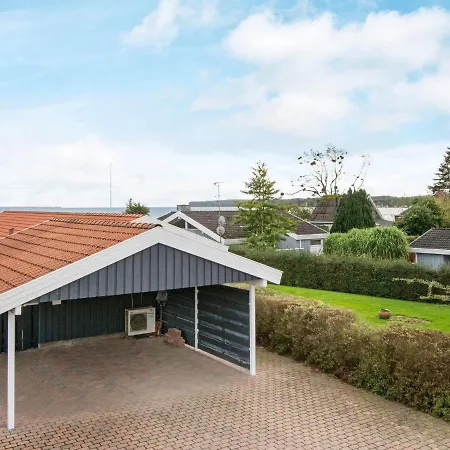 Two-bedroom Holiday In Bjert 2 * Sønder Bjert