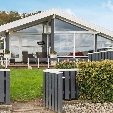Two-bedroom Holiday In Bjert 2
