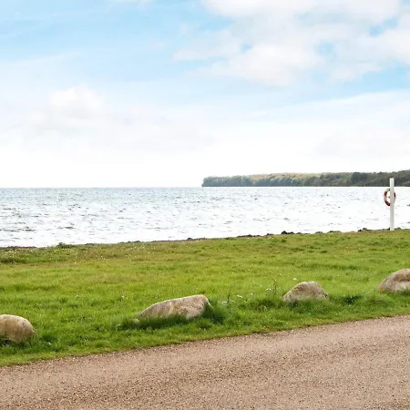 Two-bedroom Holiday In Bjert 2 * Sønder Bjert