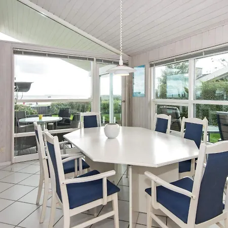 Two-bedroom Holiday In Bjert 2